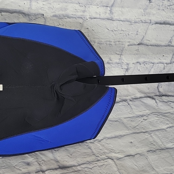 ACTION PLUS Neoprene Radial‎ Flex Wetsuit Junior Small - Picture 6 of 7